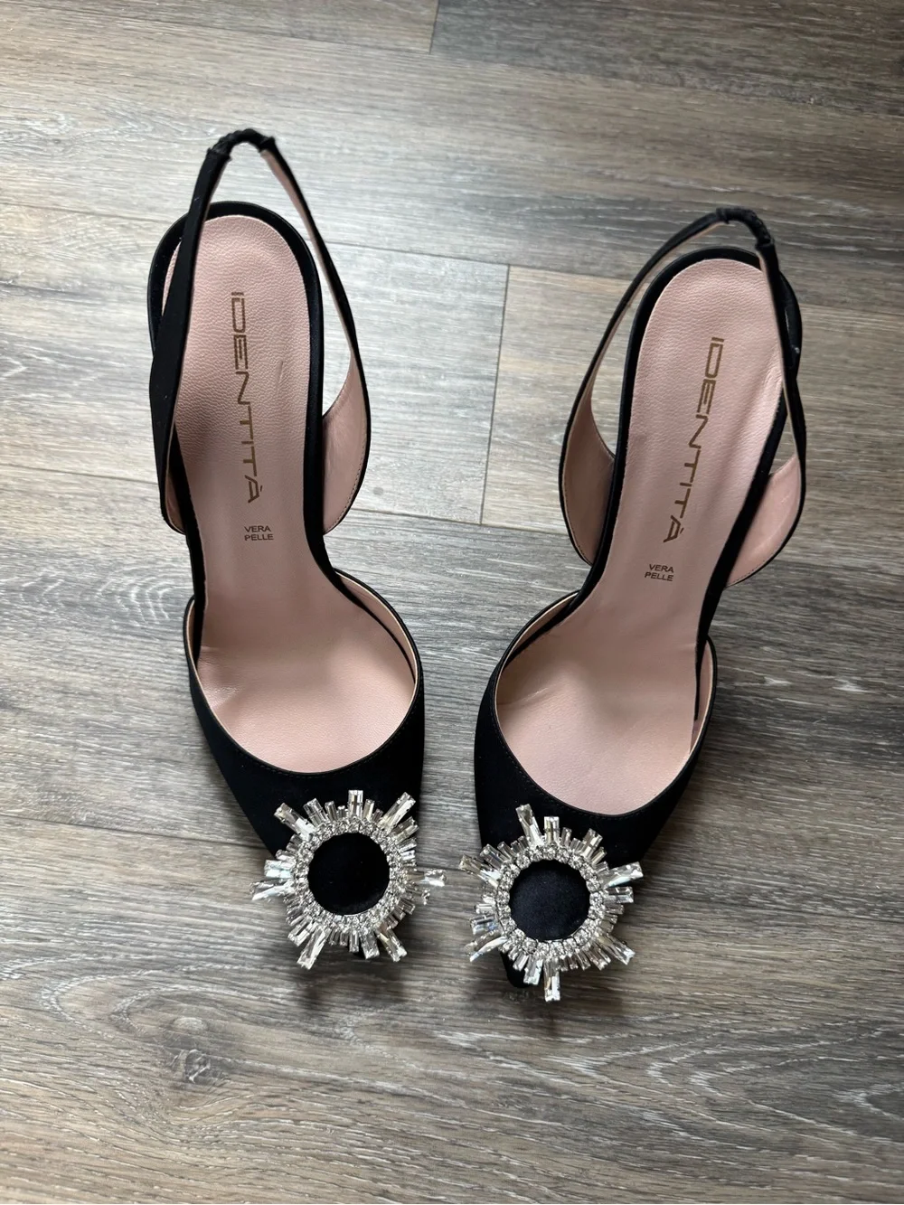Identita JANINE BLACK SATIN slingback pumps sz 41 NWOT